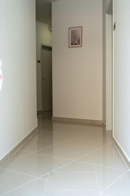 Anesis Airport Rooms 102 Коропион Екстериор снимка
